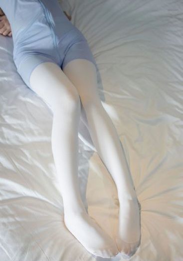 邻居的妻子1中文翻译_超清高清在线