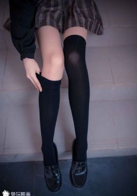 新婚和上司出差日子_BD英语在线播放观看
