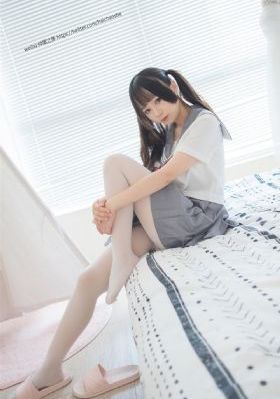 老师刘艳第十部的小说_1080免费在线观看