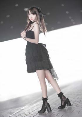 年轻漂亮的女邻居4_国产剧免费电视剧