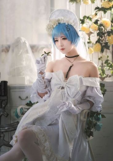裙子里面是野兽在线观看_720在线观看完整版